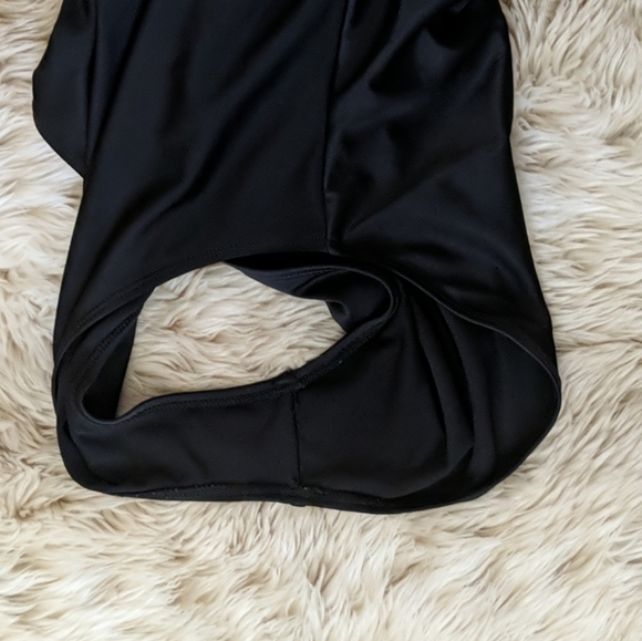 Classic black bathing suit - Picture 8 of 8